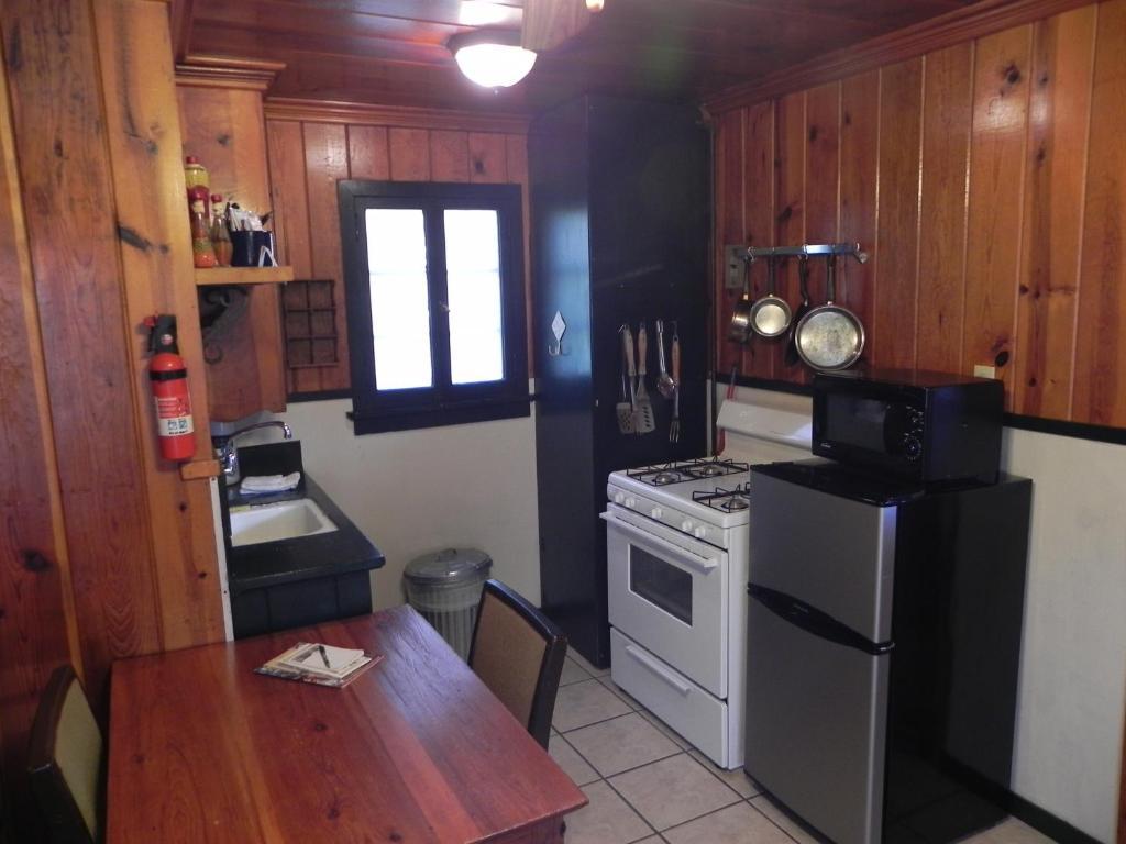 Apache Village Cabins Ruidoso Quarto foto